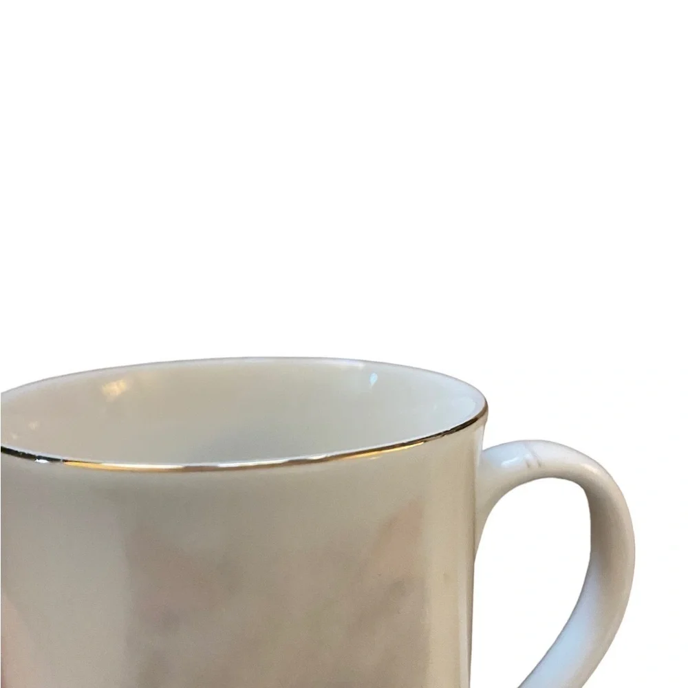 Otigiri white porcelain kitten and ballet slipper mug - Picture 2 of 7